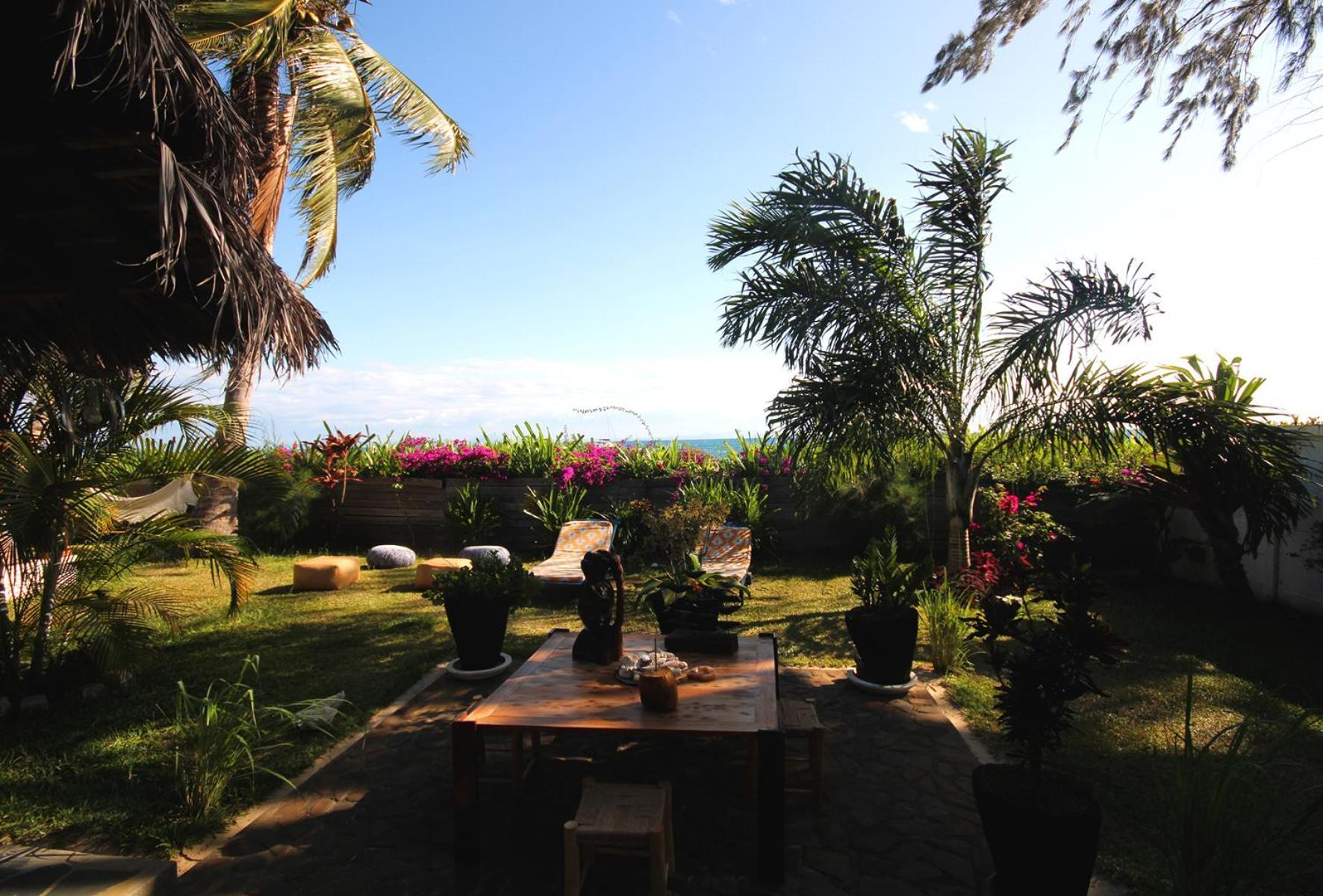 Madirokely House Nosy Be Villa Ambatoloaka  Exterior photo